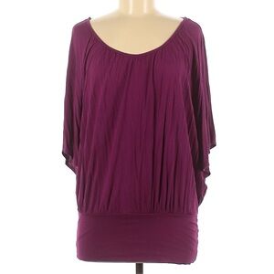 H&M BURGUNDY TOP IN VERY GOOD CONDITION. SIZE SMALL. 100% VISCOSE.